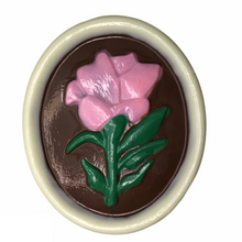 Load image into Gallery viewer, Oval Spring Flower
